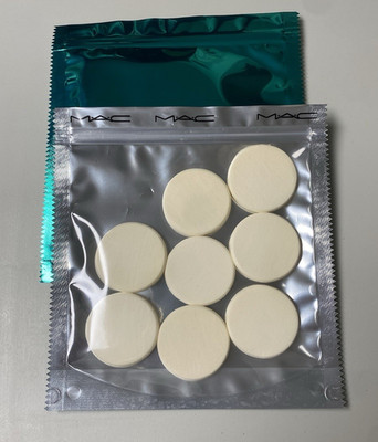 MAC Cosmetics DISC SPONGES 8-Pack ~ GREAT VALUE ~ 100% AUTHENTIC/BRAND NEW
