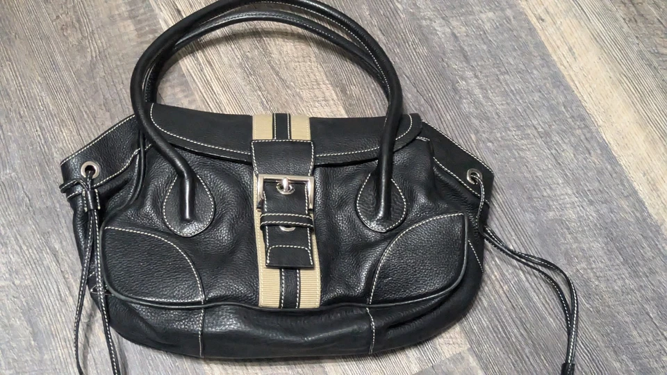Bolso de Mano PRADA Hebilla de Cinturón para Mujer Cuero de Nailon Negro Usado Auténtico COMO NUEVO Foto 3 de 4