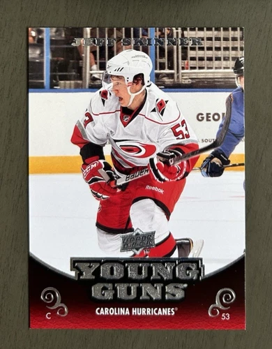 2010-11 Upper Deck - Young Guns Jeff Skinner #211 (RC)