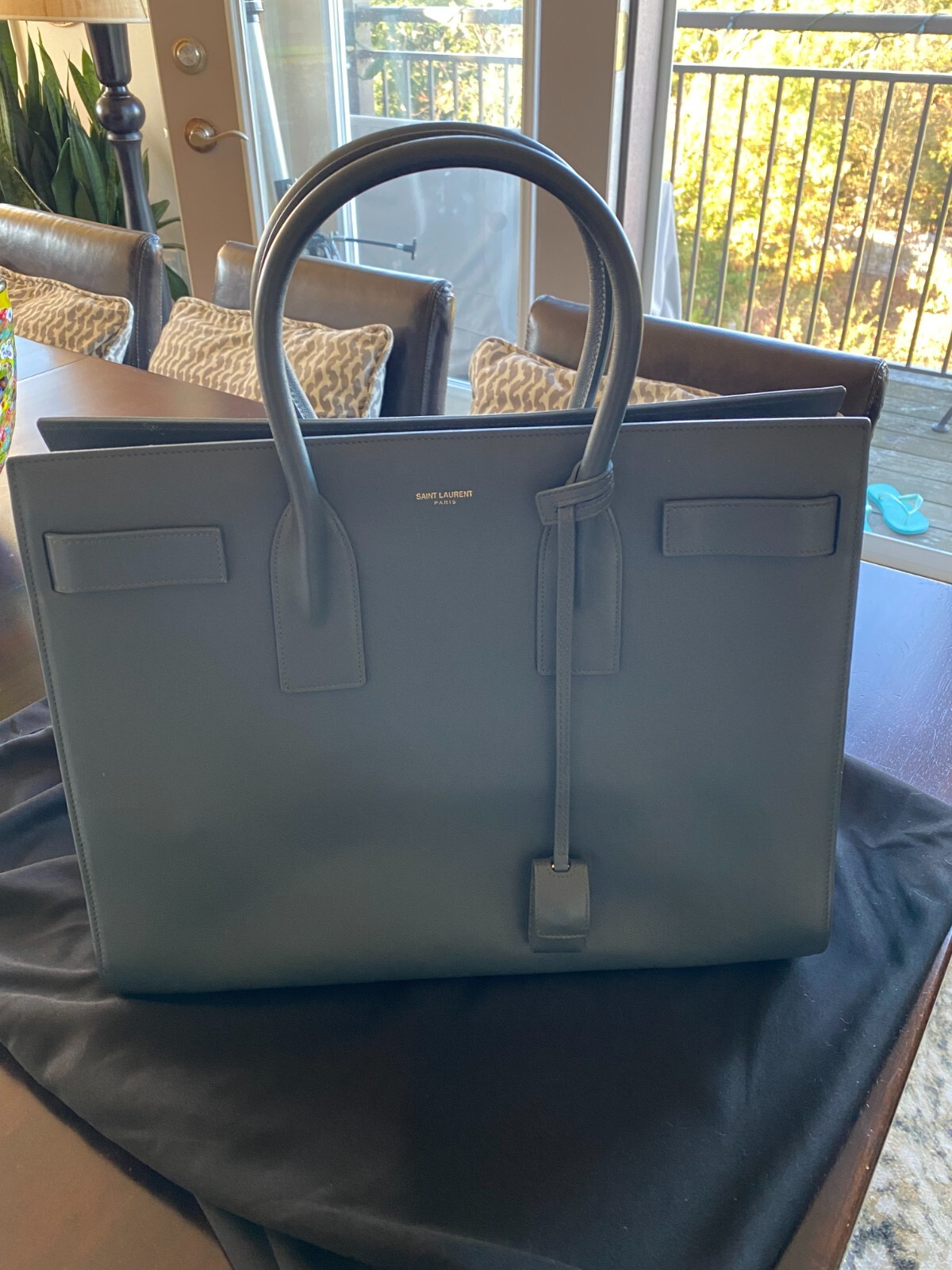 Saint Laurent Sac de Jour Large Blu Grigio Ottime Condizioni 3490€.
