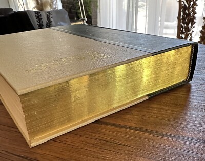 The World Book Dictionary - Thorndike Barnhart (1991) A-K Volume