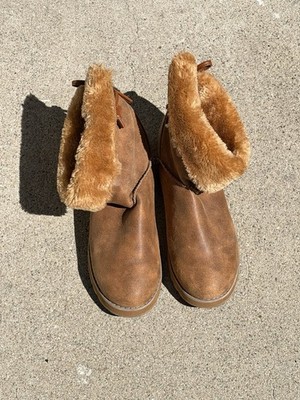 Skechers Womens Sz 10 On The Go Cozy Vibe Boots Women's Brown Faux Suede