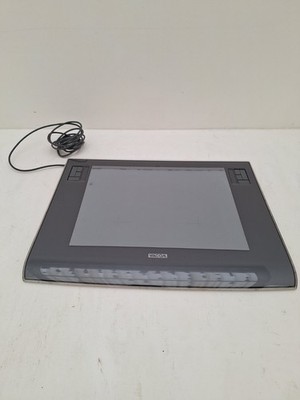 WACOM INTUOS 3 GRAFIKTABLETT PTZ-930 6''x8'' USB ZEICHNETABLETT /OHNE STIFT