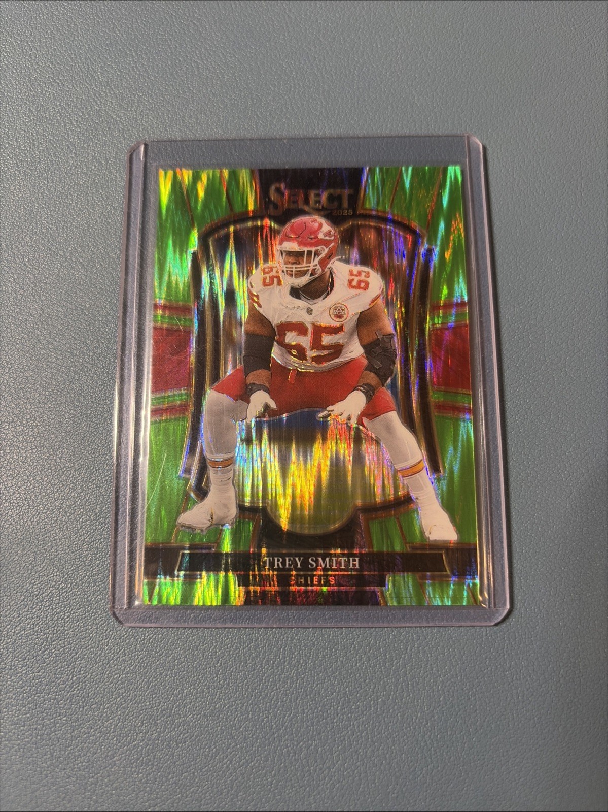 2025 Panini Select - Premier Level Trey Smith #109 Neon Green Shock Prizm /699