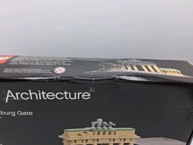 LEGO ARCHITECTURE Brandenburg Gate (21011) NEW