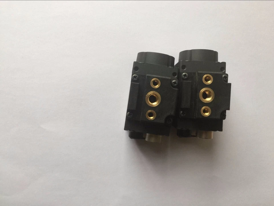 1PCS Used Omron F160-S2 F160S2 CCD Camera Tested - Image 2 of 4