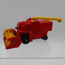 VINTAGE 1977 Matchbox Lesney No. 51 Combine Harvester Red Diecast Farm Toy D3