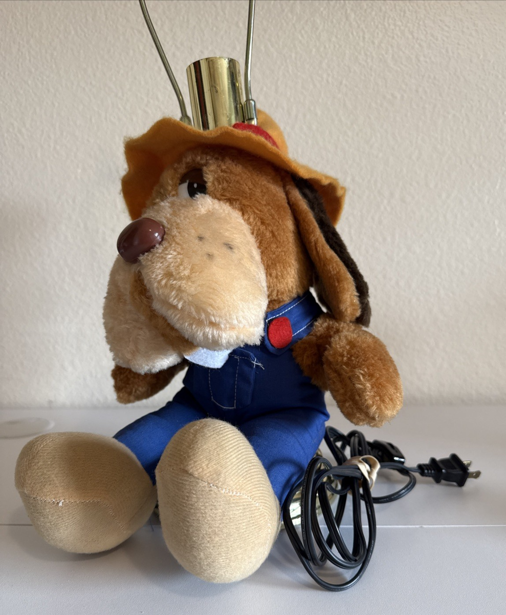 Chuck E Cheese Pizza Time Theatre Jasper T. Jowls Lamp Plush Dog