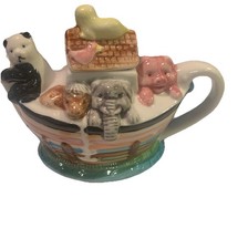 Vintage Hand Painted Noah  s Ark Ceramic Teapot Animal Collectible w/ Lid