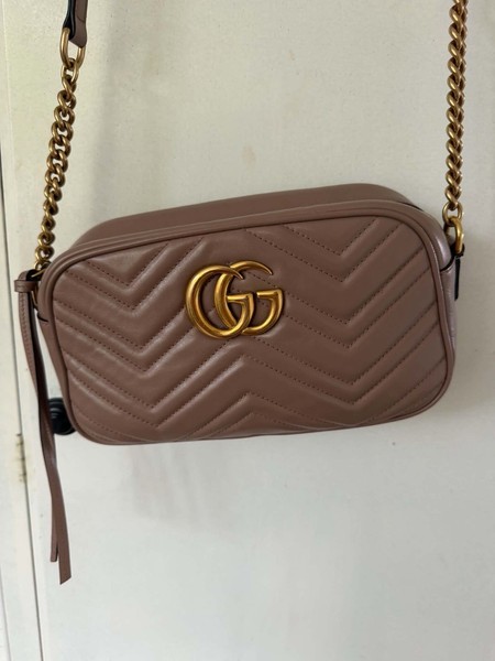 Gucci GG Marmont camera bag Small Leather Chevron Quilted Zip Taupe Gold HW 