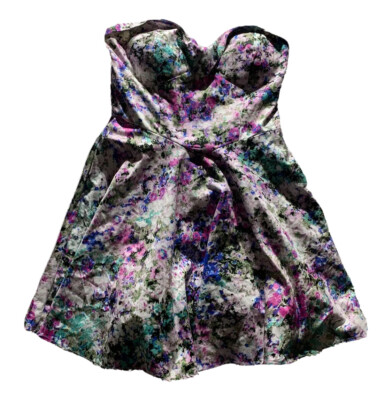 Emerald Sundae Size 11 Dress Length 28  Zip Strapless Cotton Blend Sweetheart #Y