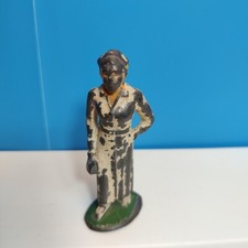 Vintage AMERICAN METAL BARCLAY MANOIL NURSE WITH BAG WALKING
