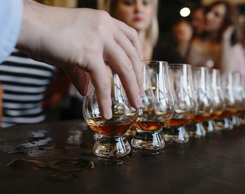 Glencairn Crystal Whiskey Glass - Thumbnail 4