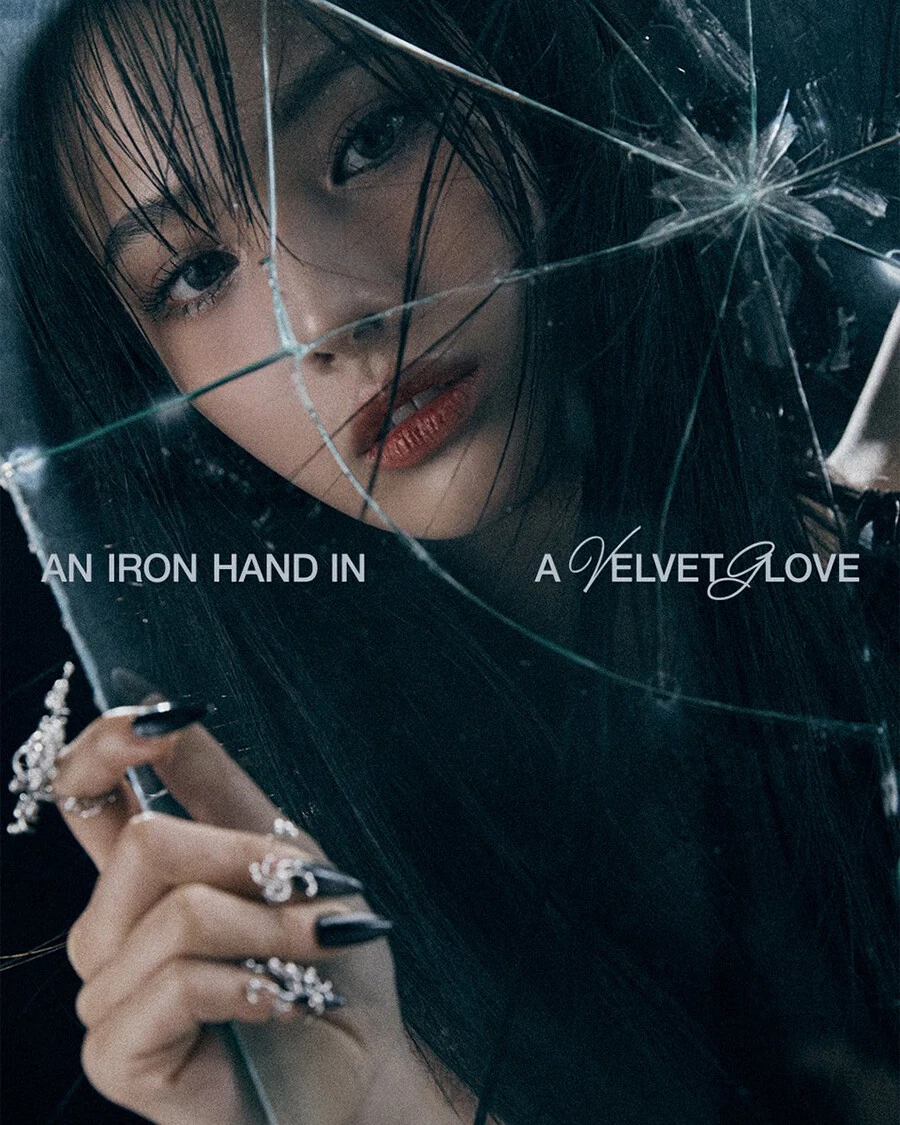 JINI AN IRON HAND IN A VELVET GLOVE 1st EP Album CD+Photo Book+5