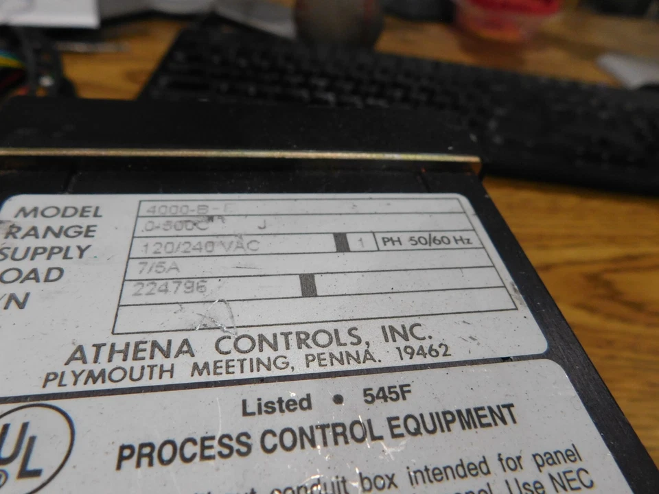 Athena Controls Model: 4000-B- Temperature Controller. .  0 - 500C   J - Image 3 of 3