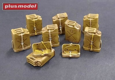 Plus Model DP3038 - 1/35 US cans with holders - Neu