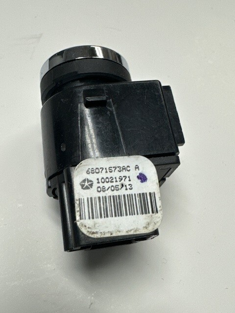 東京フラッシュジャパン　シーホープ　クリック　ディップスイッチ　レア　中古 2011-2014 Dodge Challenger Deck Lid Release Switch OEM Mopar