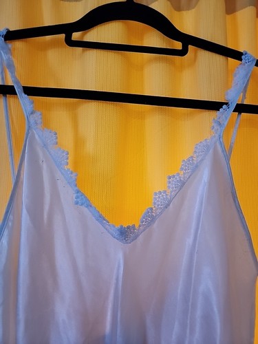 La Belle White Satin Look Slip Dress Lace Around The Top Size 44 - Picture 2 of 10
