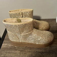 Cat & Jack Girls Gold Glitter Zip Ankle Booti...