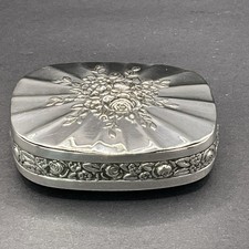 800er Silber Pillendose Tabatiere floral Verziert Schmuckdose