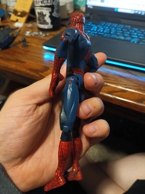 2003 Spider-Man Marvel Legends Super-Poseable 6” Action Figure