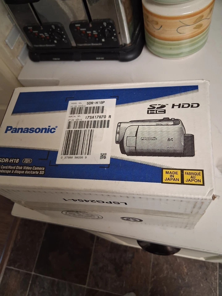 Panasonic Sdr-H18 Palm Corder. Mint Condition. - Image 2 of 4
