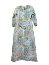 Vintage Leisure Life Robe M Quilted Pearl Snaps Belt Pocket Embroidered Cottage