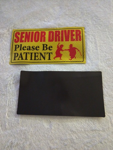 Tallew 2 Pieces Elderly Driver Car Magnet Reflective Senior Driver Magnet Signs - Picture 3 of 13