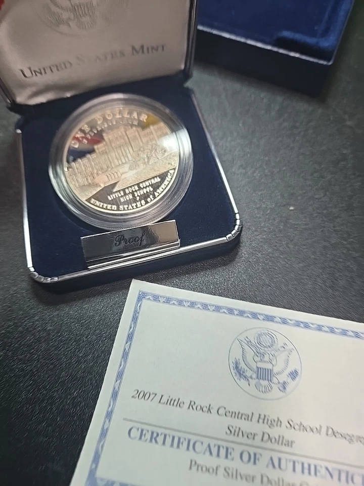 2007 little rock silver dollar Proof  - Image 4 of 4