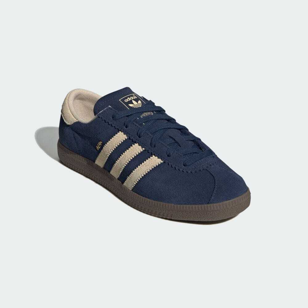 IG2004 adidas Originals Women's Bern Night Indigo Sand Strata Gum
