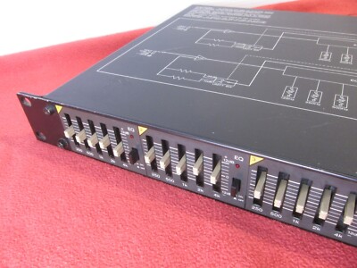 Korg KME-56 Multi graphic equalizer Rare Vintage Japan Tested 100V