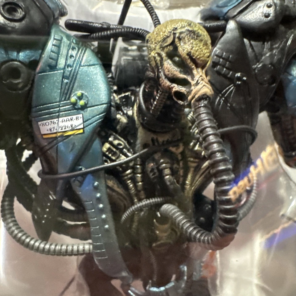 Raro 2005 Mcfarlane Toys Spawn Cyber Units Brute Unit 001 NUEVO EN CAJA Figura Foto 2 de 4