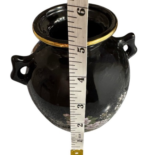 VTG Japanese Black Vase w/ Gold Rim Sophia Ann NY 5 inch Cart of Flowers Taiwan - Picture 5 of 14