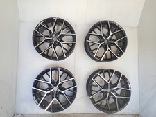 4x Original Alufelgen Hyundai 21 Zoll 9,5J 5x114.3 ET45 Nabe 67,1 Schwarz