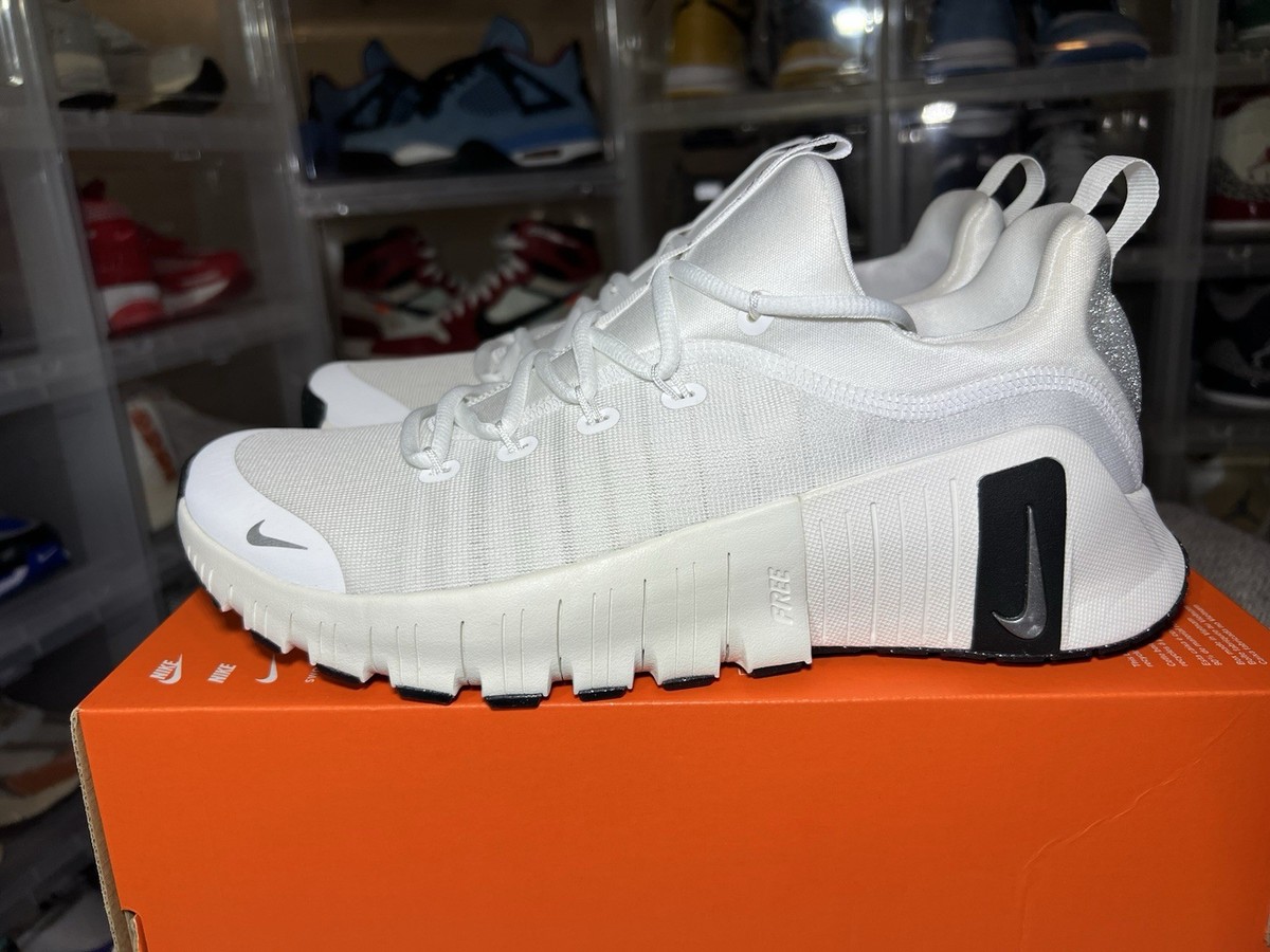 Size 11.5 - Nike Free Metcon 6 Premium Summit White Black W  display picture 2
