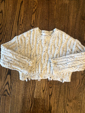 Zara girls cream cropped sweater with raw unfinished edge size 8-9