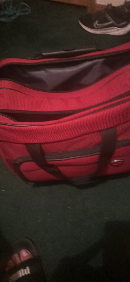 Swiss Alps Gear Rojo Negro Rolling Maleta de Mano Bolso para Laptop Foto 2 de 3