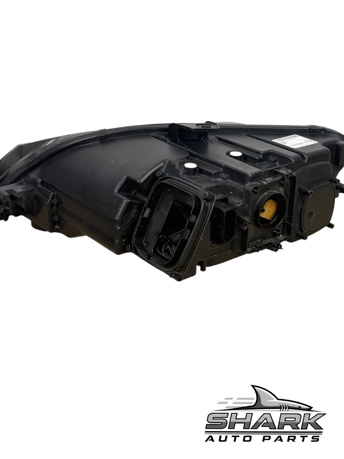 Audi R8 2014-2015 Right Headlight P/N 420941004AC