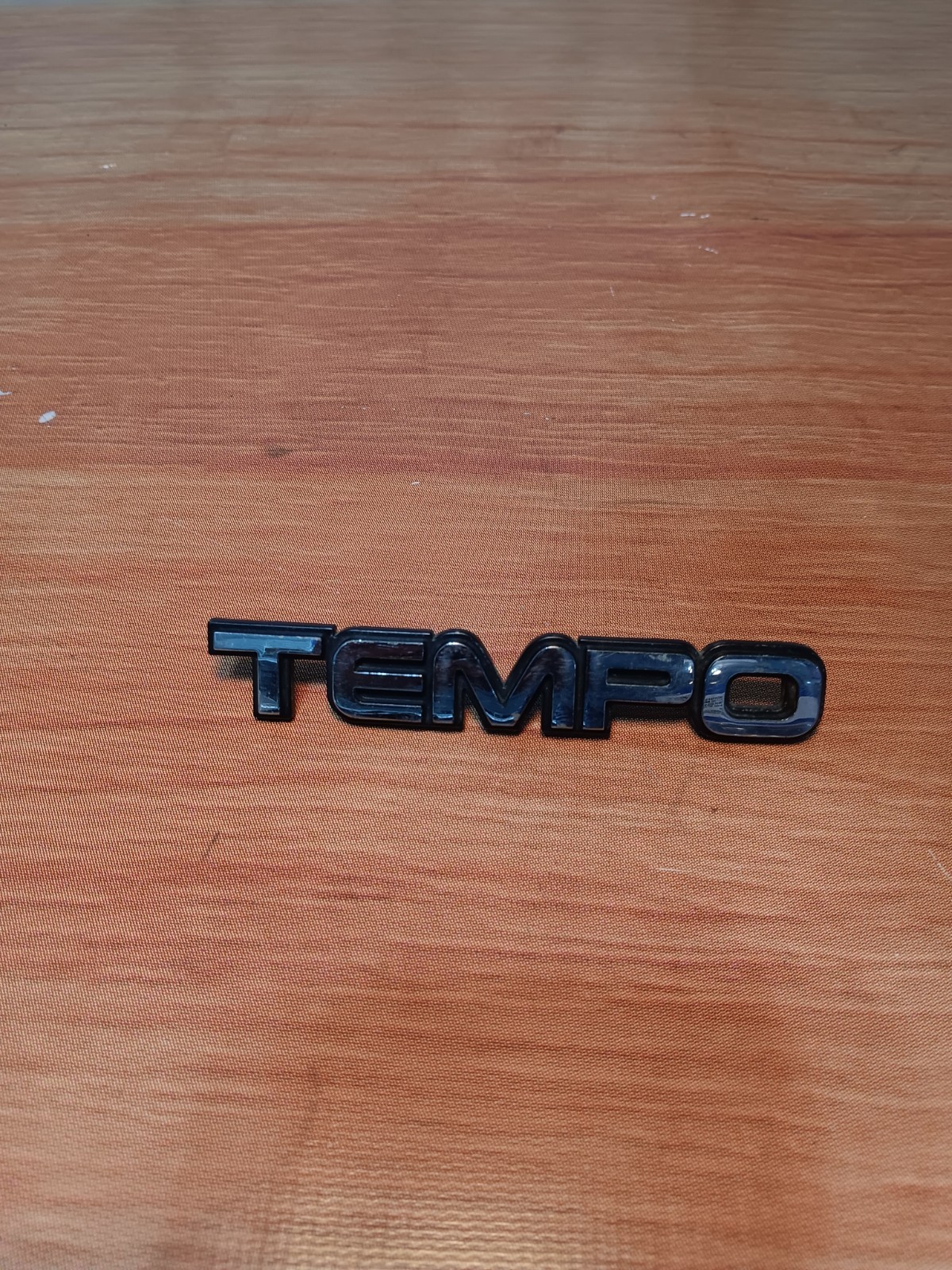 1988-1994 FORD TEMPO EMBLEM OEM - Photo 1