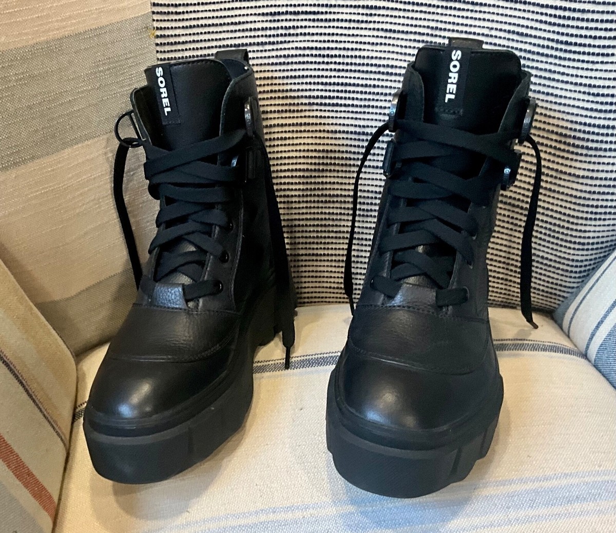 B06476 未使用品 SOREL CARIBOU ヌバックレザー ブーツ 23
