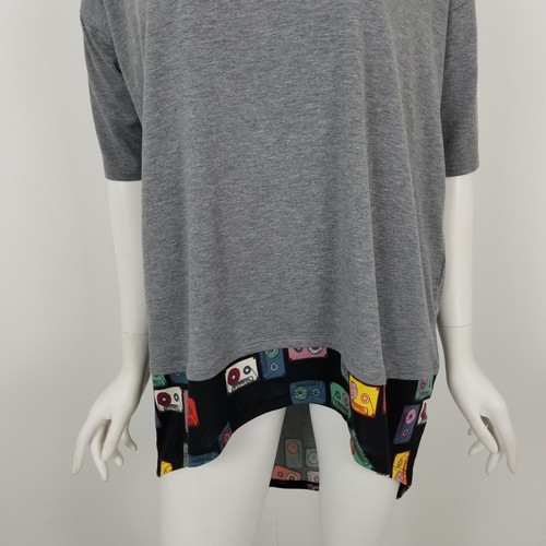 Top túnica Lularoe Irma para mujer talla pequeña cinta de casete alto bajo nuevo con etiquetas - Imagen 3 de 6
