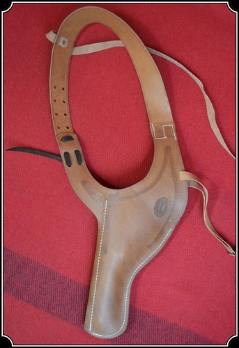Improved Texas Shoulder Holster for 4.75 - 5.5 in Barrels Right Hand Draw - Picture 5 of 13
