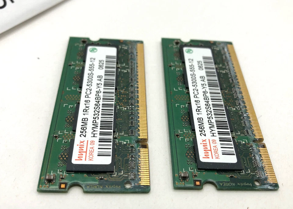 Memoria RAM para portátil HYNIX 512MB 2x256MB PC2-5300S-555-12 ENVÍO GRATUITO Foto 2 de 4