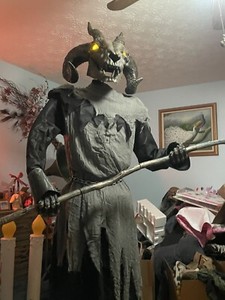 Spirit Halloween Baphomet Retired Halloween Animatronic W/Box HTF