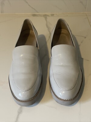 Vionic Kensley Women's Gray Patent Leather Loafer 8 1/2