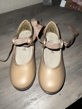Capezio Toddler Tap shoes 9.5