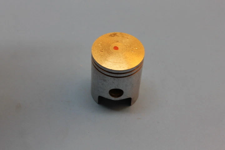 PIEZA PISTÓN YAMAHA HT1 HT1MX 1ST O/S 0,25 (50,25 MM) NUEVO DE LOTE # 276-11635-00-00 Foto 3 de 4