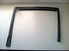 2000-2002 JAGUAR S-TYPE ~ LEFT REAR DOOR GLASS SEAL ~ OEM PART
