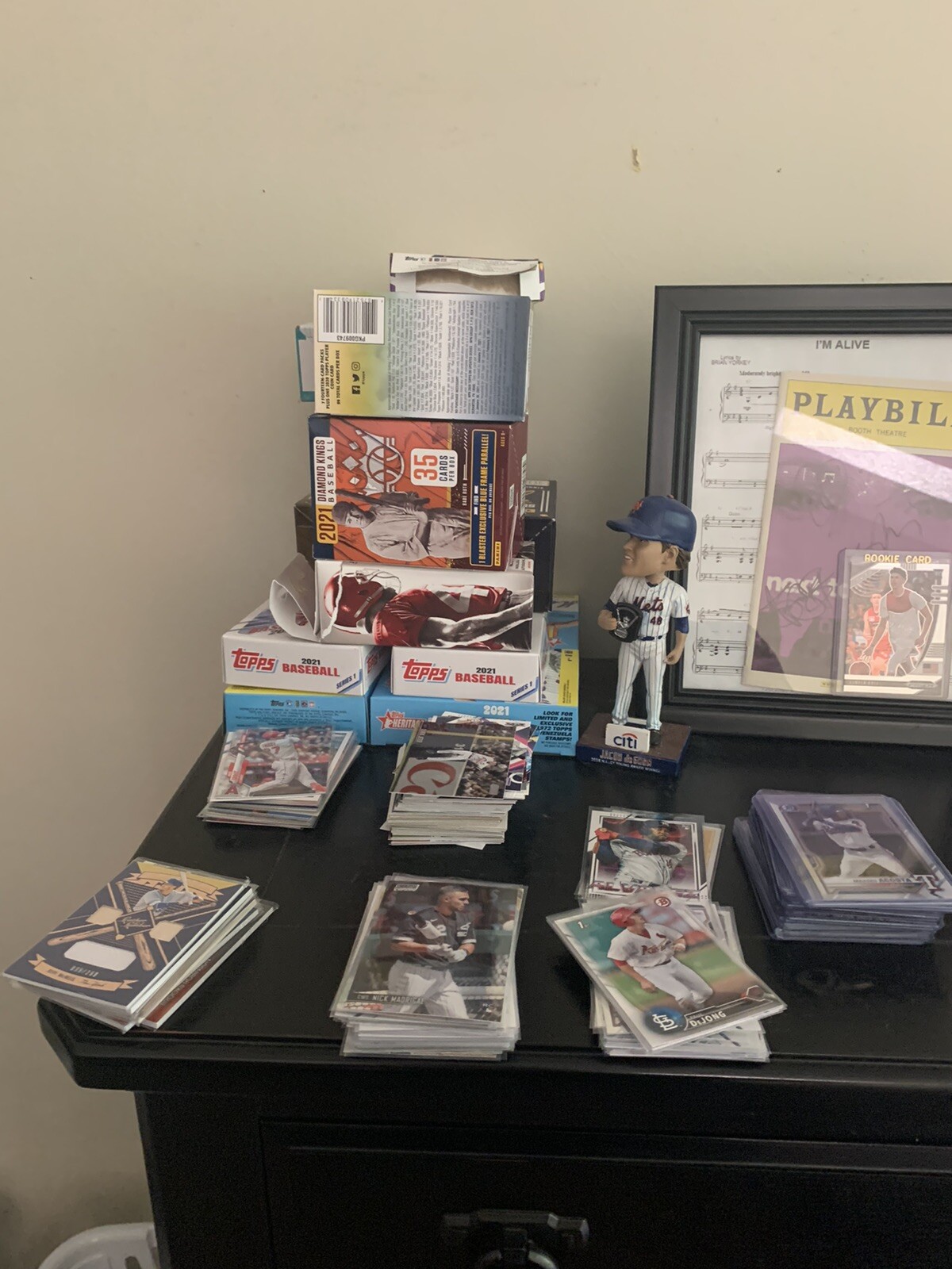 Scrolller Vanishing Clothesjabs Family Baseball Cards - kd7qvyj