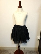 Girls' H M tule skirt, size 6-8